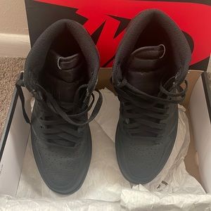 Air Jordan 1 Retro High OG (Black/White-Black Noir/Noir/Black)